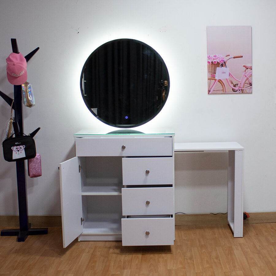 Tocadores en Medellín fabricados por TK Mobiliario. Tocadores en Medellín, tocador led, Hollywood, tocador con luces, estilo y funcionalidad.